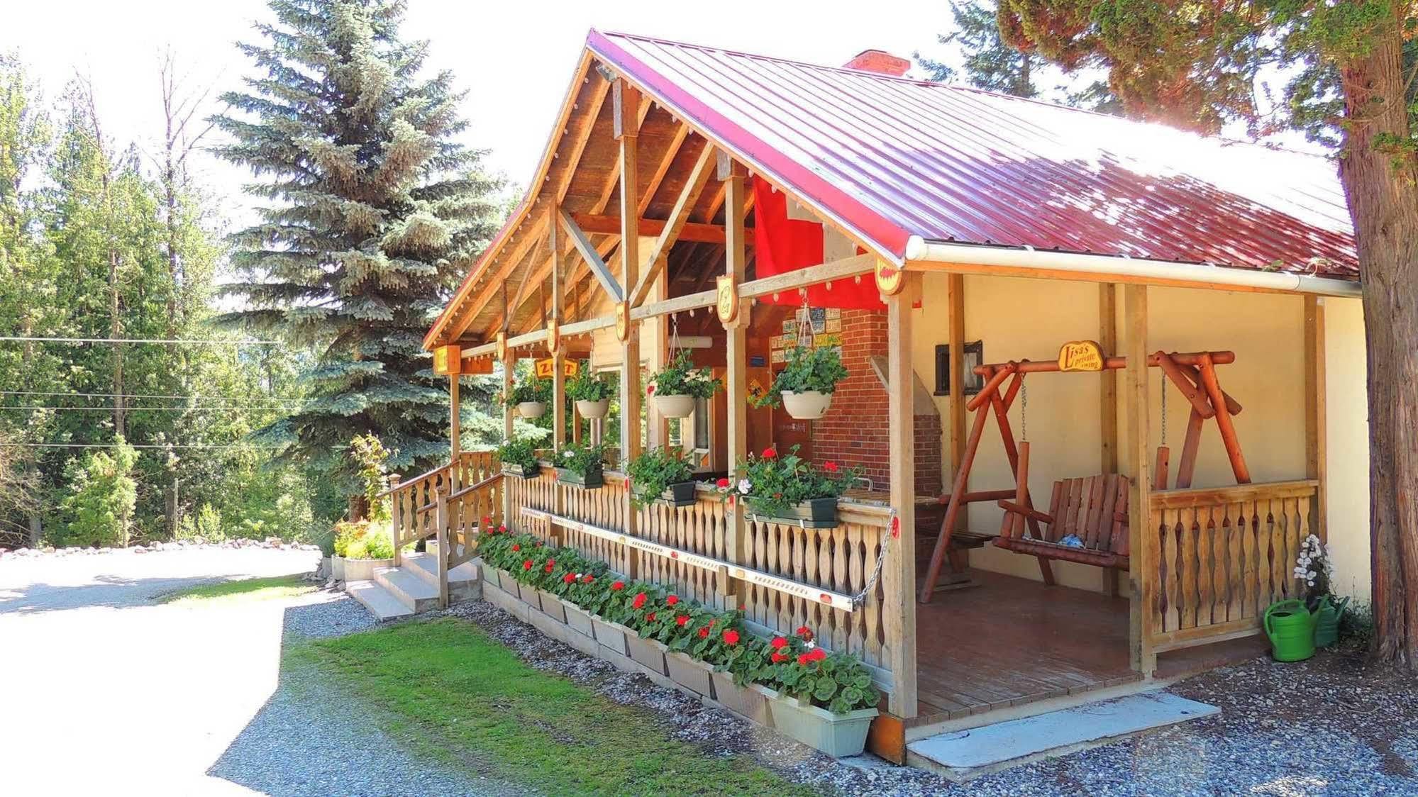 Viewpoint Rv & Cottages Salmon Arm Exterior foto